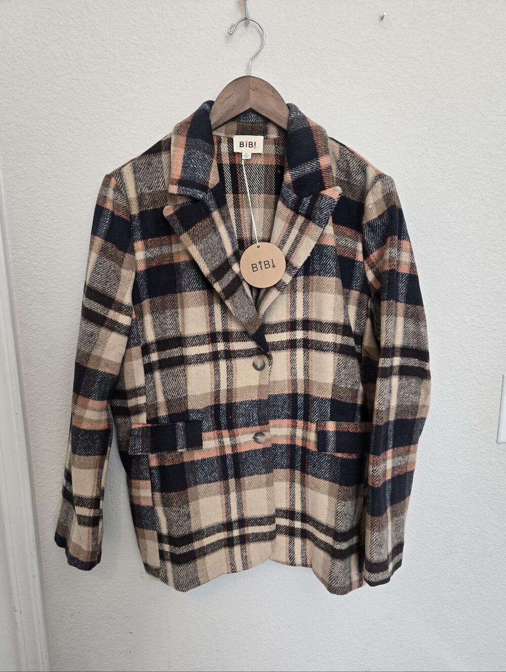 BiBi Plaid Notch Collar Blazer in Beige, Navy & Coral